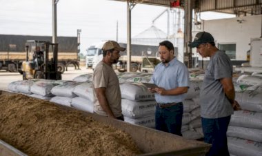 O alerta climático no Corn Belt e o fôlego do farelo na manhã desta quarta-feira(17)