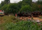 Caminhão carregado com milho tomba e deixa uma pessoa morta na GO-174, em Rio Verde