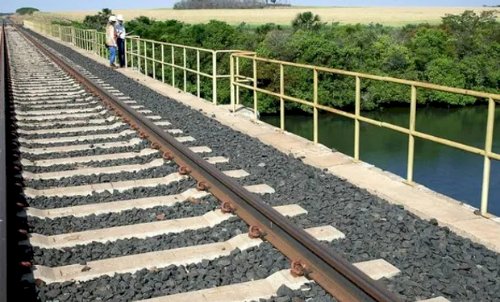 TCU mantém Ferrogrão suspensa por risco bilionário e senador reage: “atraso para o Brasil”