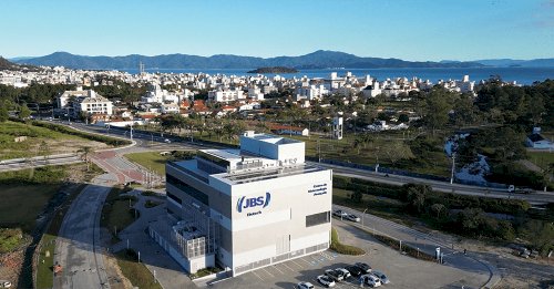 JBS inaugura centro de biotecnologia para desenvolver “superproteínas”