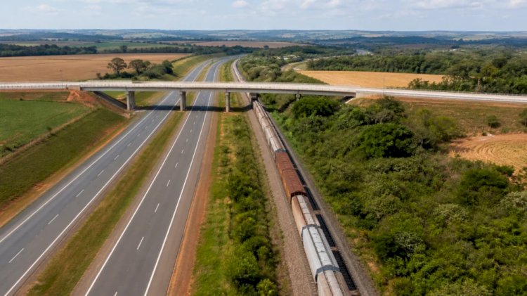 Transportes prevê leilões de rodovias e ferrovias no primeiro semestre de 2027